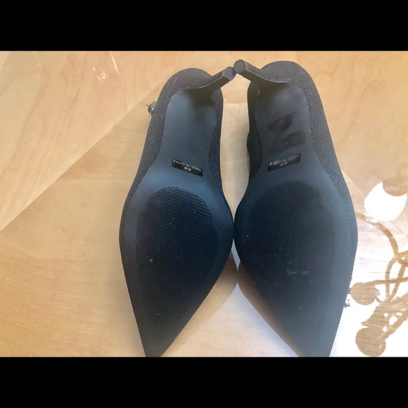 Badgley Mischka strappy heels - Picture 4 of 9